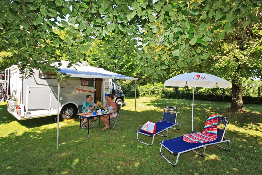 Hôtellerie de Plein Air Camping Leychoisier Bonnac-la-Côte Extérieur photo